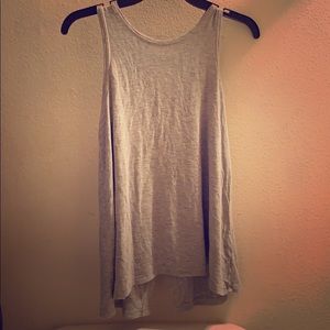 Grey tanktop